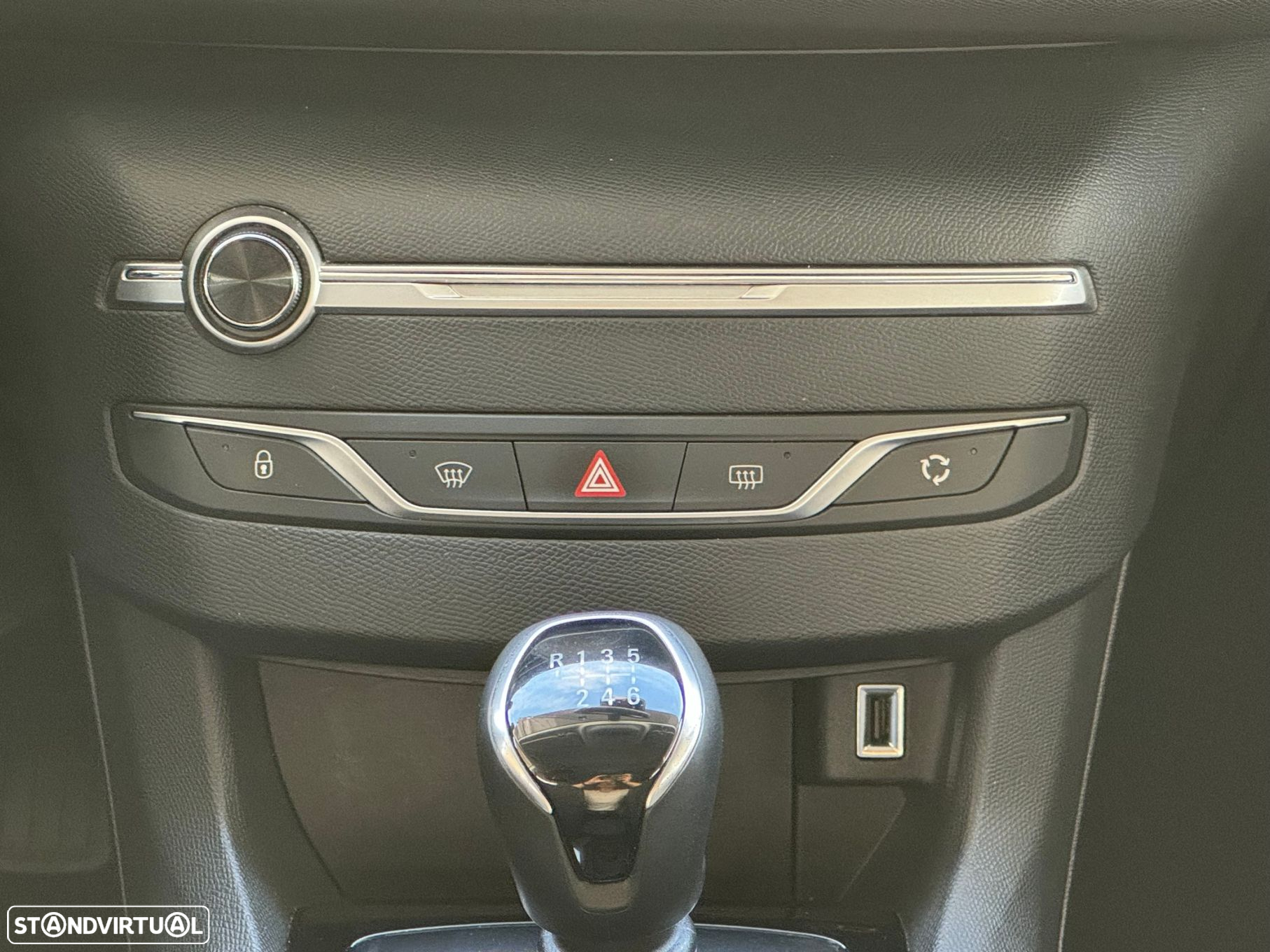 Peugeot 308 SW 1.6 BlueHDi Style J17 - 18