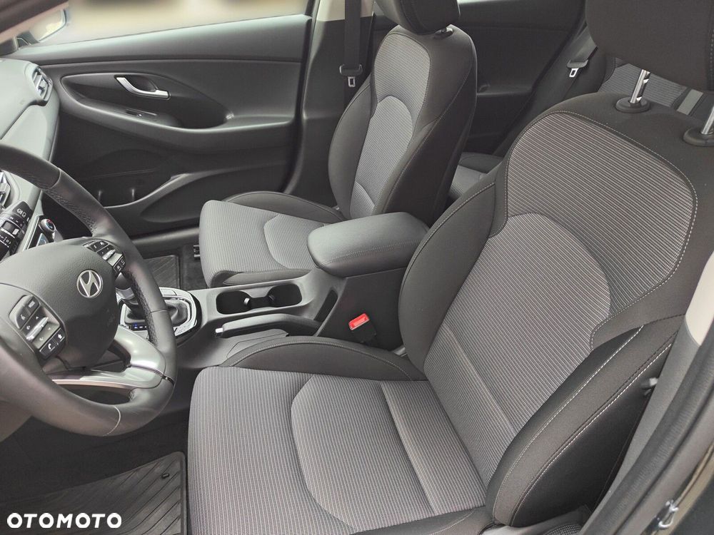 Hyundai i30 1.6 T-GDI Modern DCT - 12