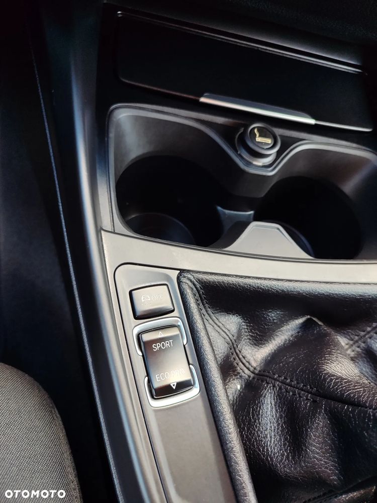 BMW Seria 1 116d Sport Line - 22