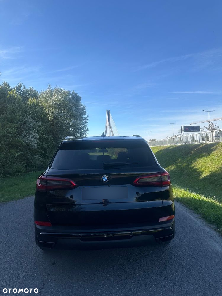 BMW X5 xDrive25d - 11
