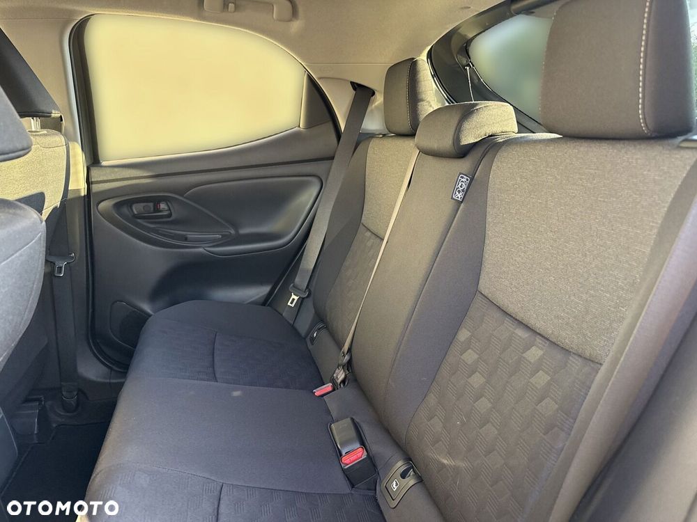 Toyota Yaris Hybrid 1.5 Style - 16