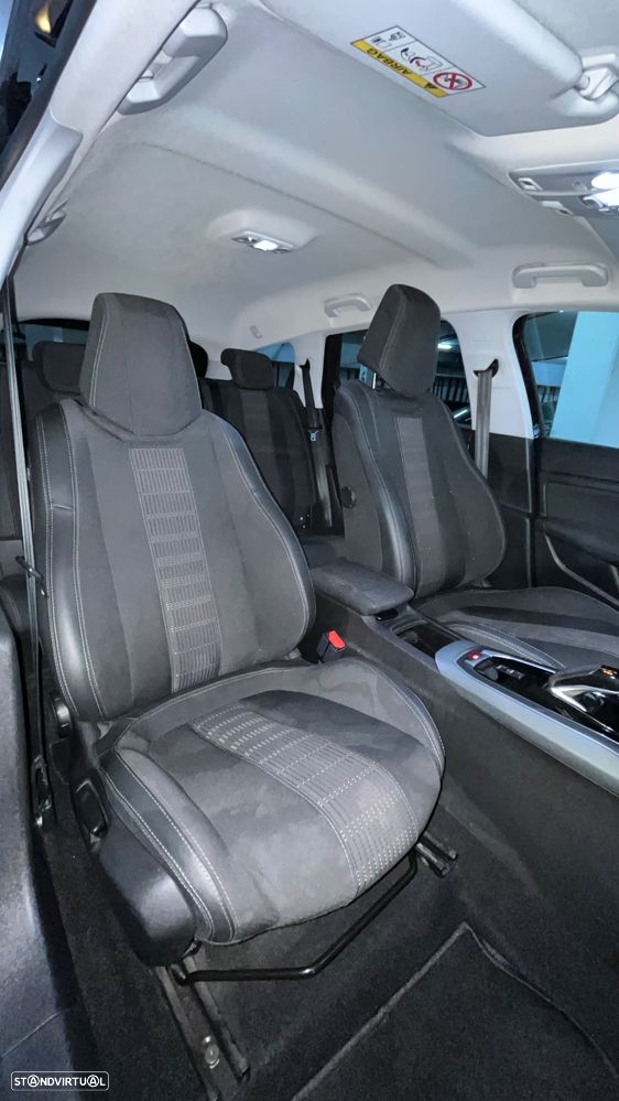 Peugeot 308 1.2 PureTech Allure EAT8 - 9