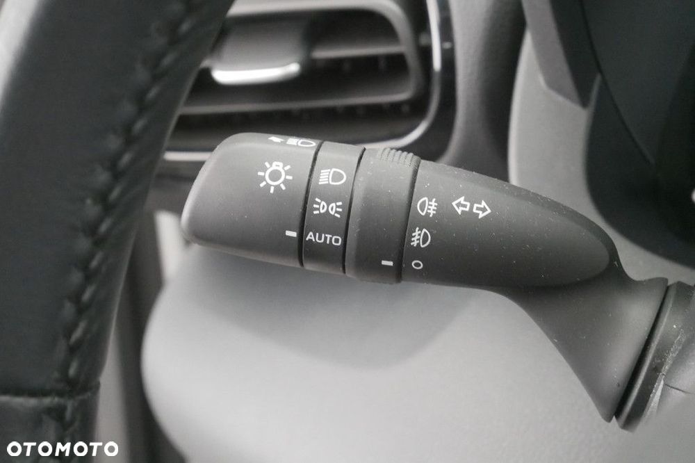 Toyota Yaris Hybrid 1.5 Comfort - 25