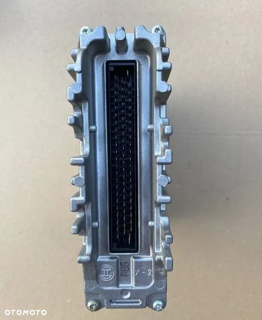 MODUŁ ELEKTRONICZNY PRZEKŁADNI T7000 V/R ZF - NR 6009084011 DEUTZ FAHR AGROTRON 0260001037 - 3