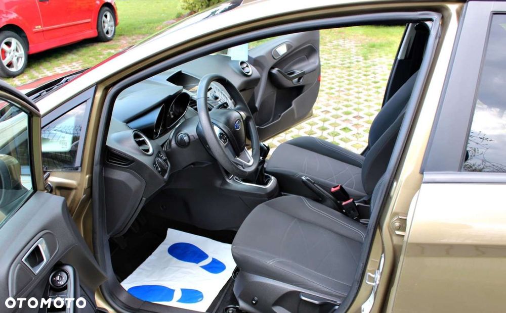 Ford Fiesta - 8
