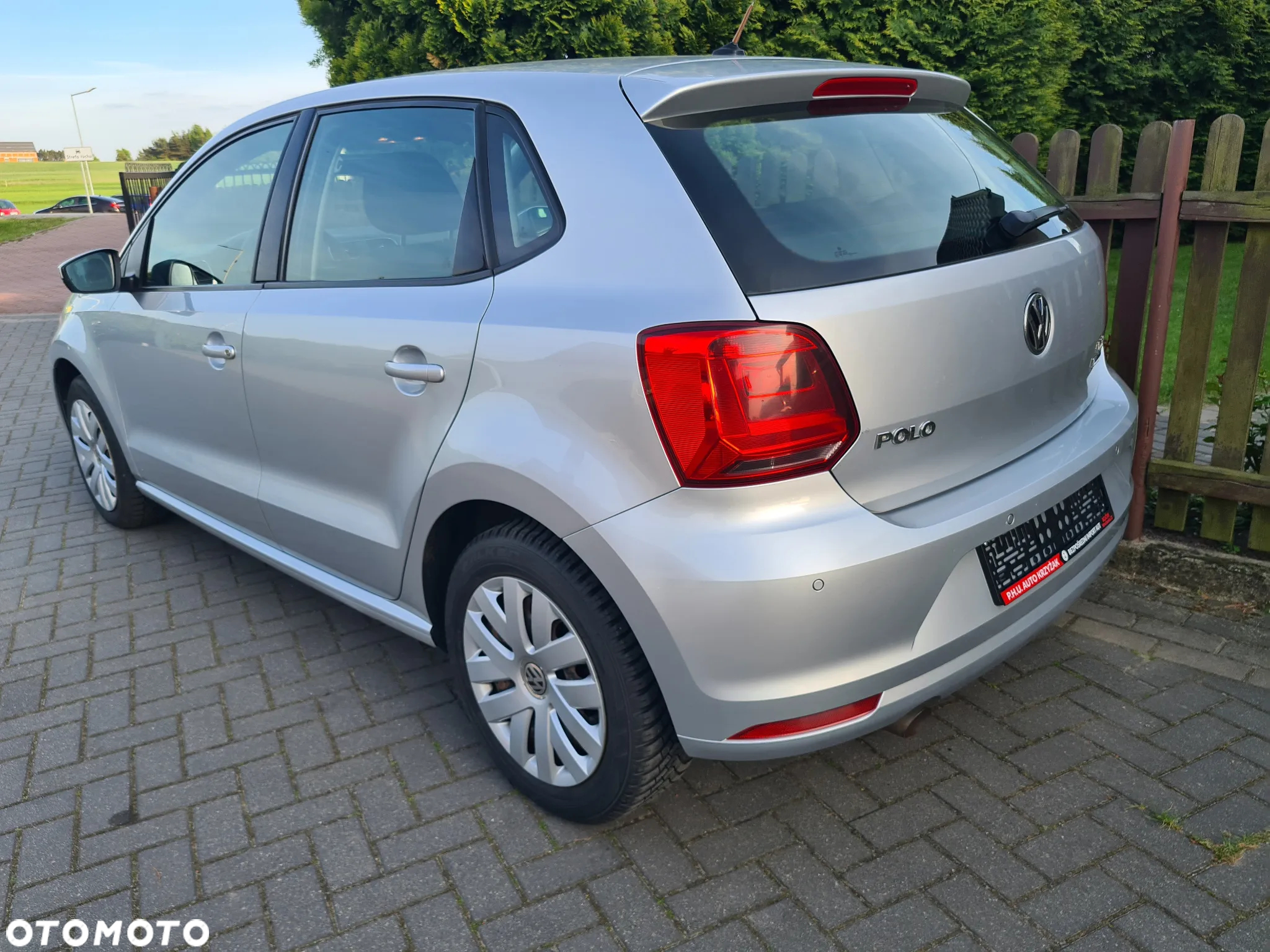 Volkswagen Polo 1.4 TDI (Blue Motion Technology) Comfortline - 4