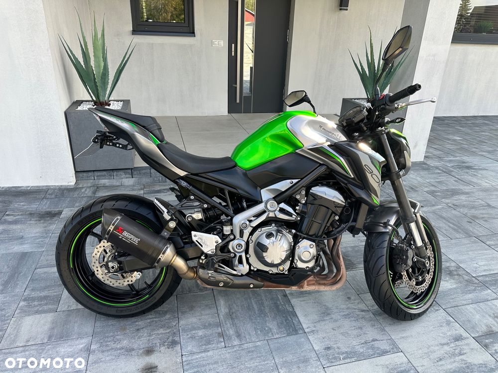 Kawasaki Z 900 - 16