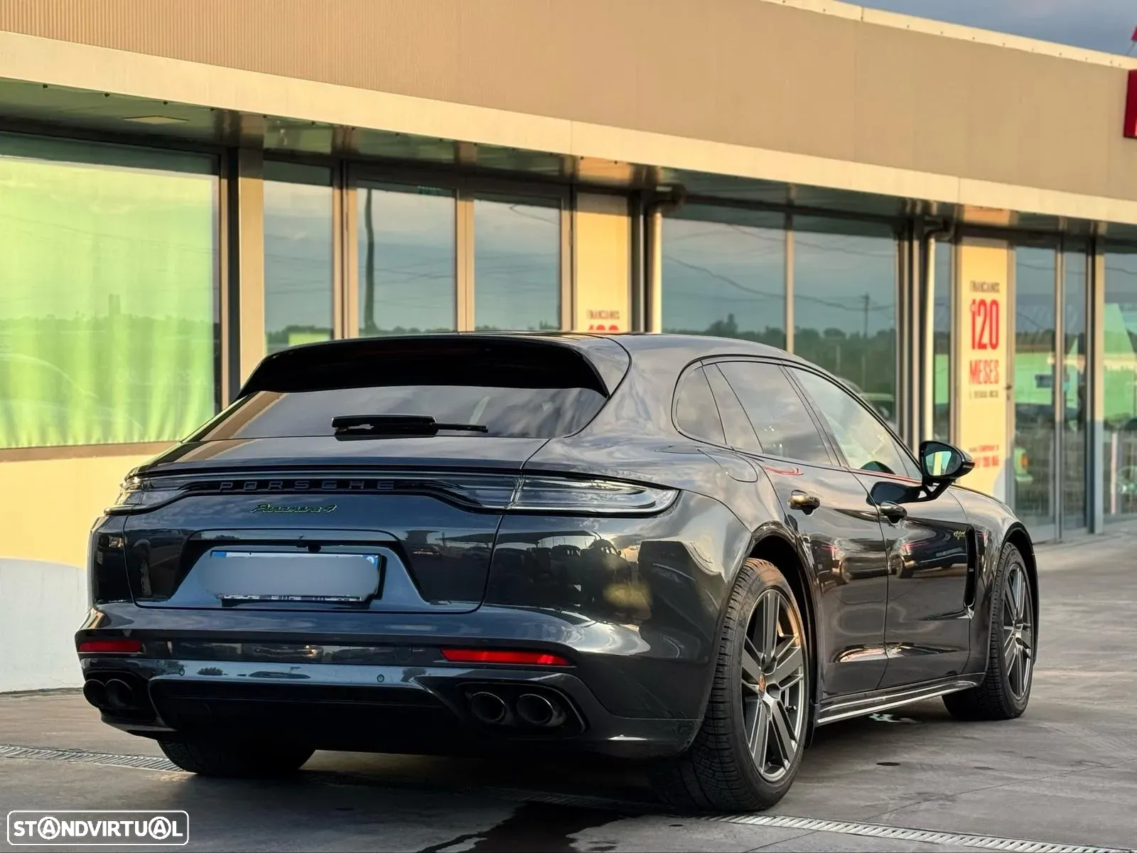 Porsche Panamera Sport Turismo 4 E-Hybrid Platinum Edition PDLS - 6