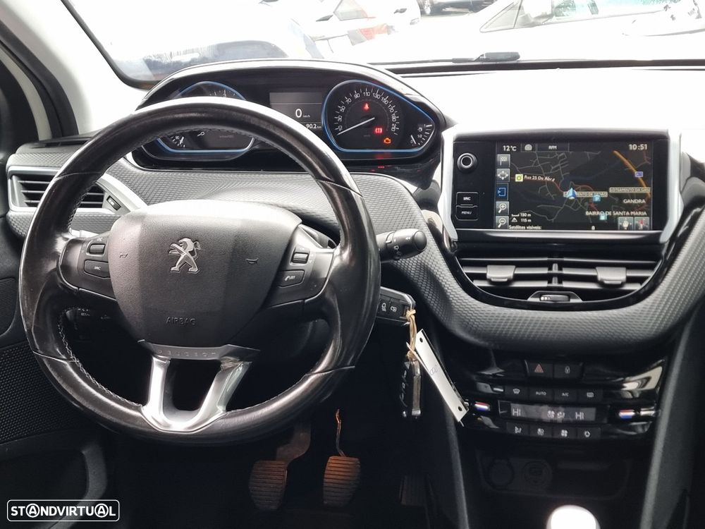 Peugeot 2008 1.6 BlueHDi Allure - 7