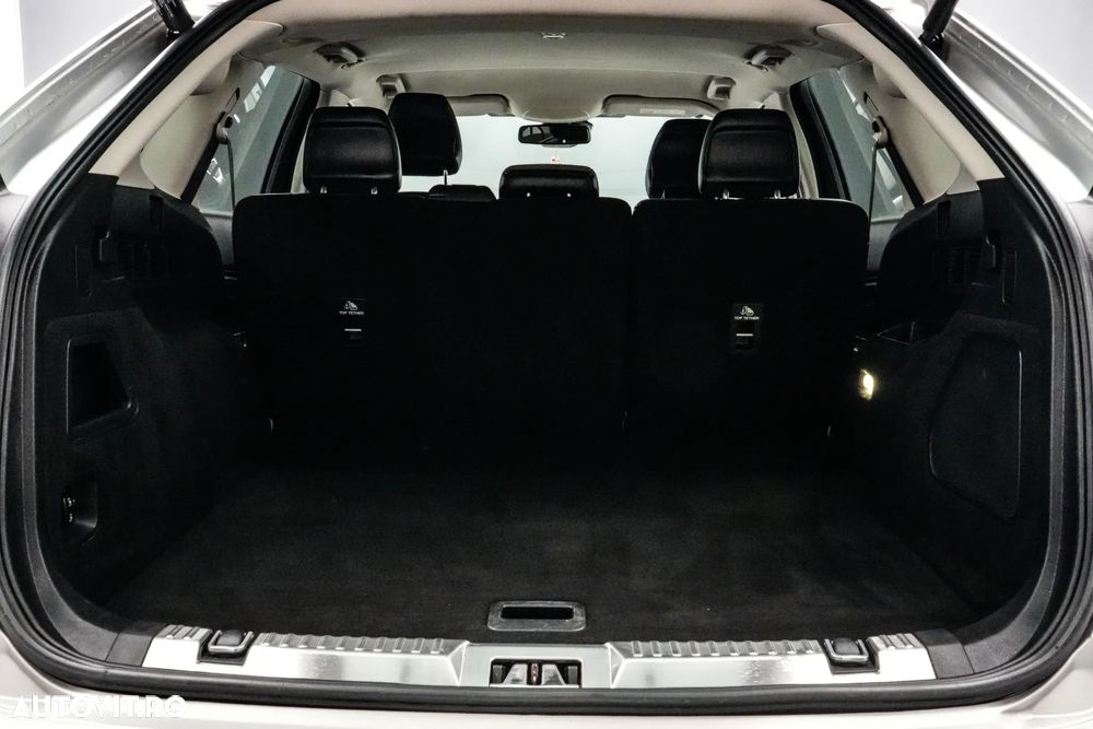Ford Edge 2.0 TDCi Powershift Titanium - 25