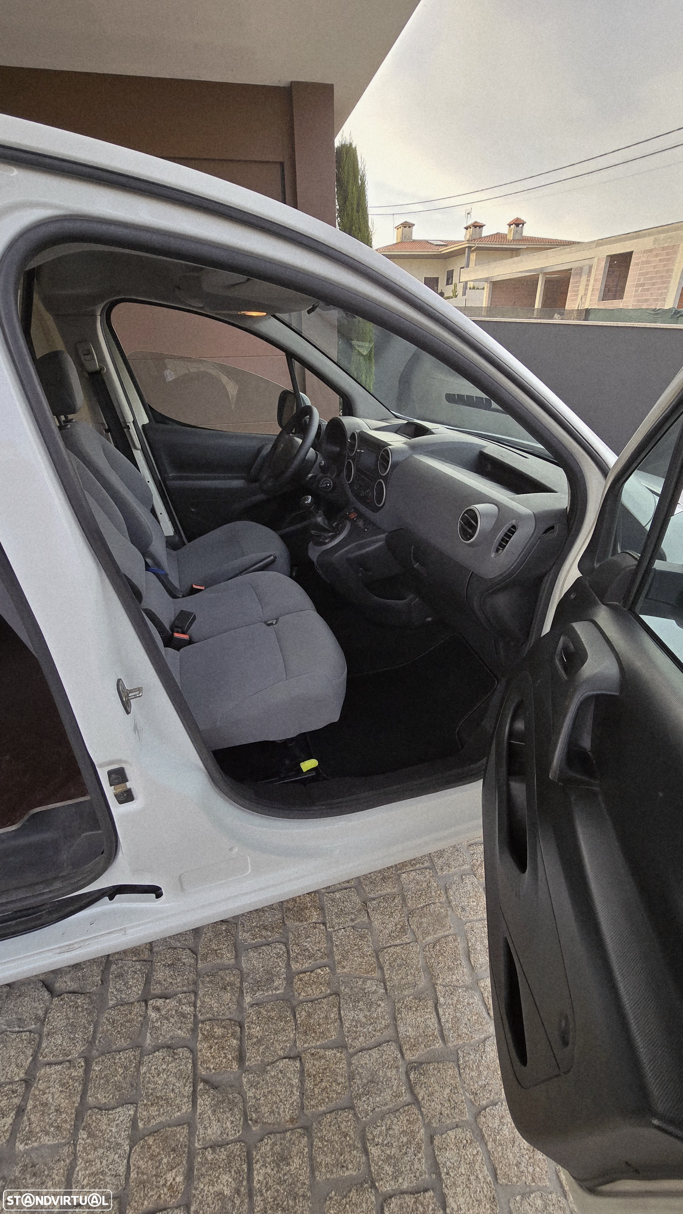 Peugeot Partner 1.6 HDi 90cv (3Lugares) - 6