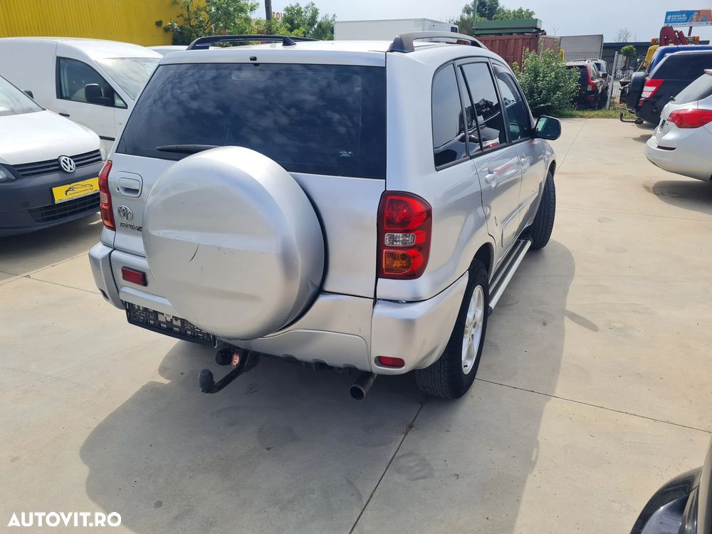 Toyota RAV4 2.0 D-4D Confort - 3