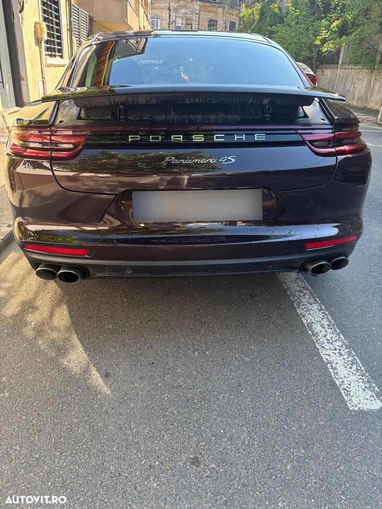 Porsche Panamera 4S - 2
