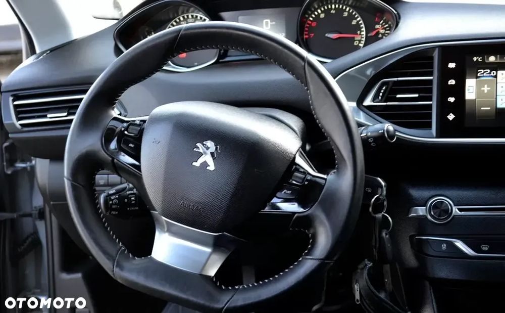 Peugeot 308 - 16