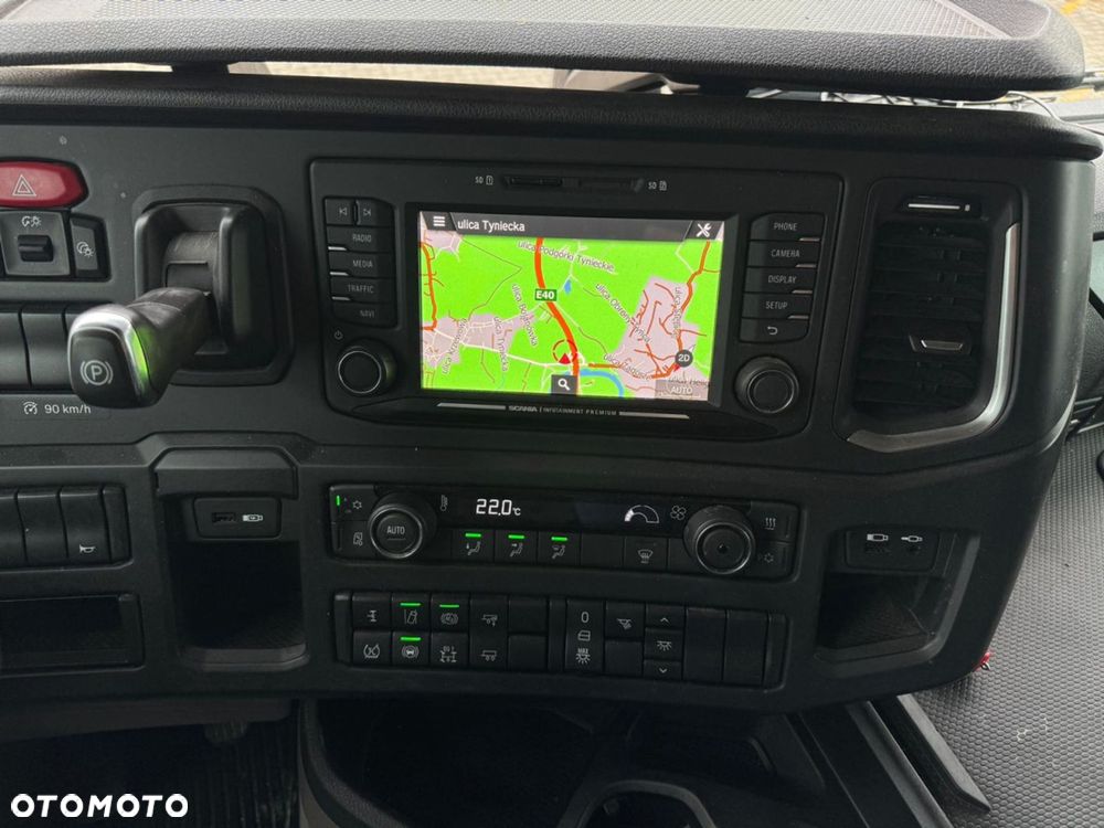 Scania hydraylika Hyva / przód na poduszkach - 22