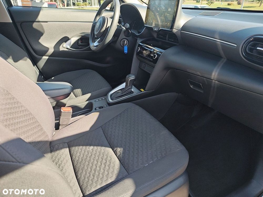 Toyota Yaris Cross - 10