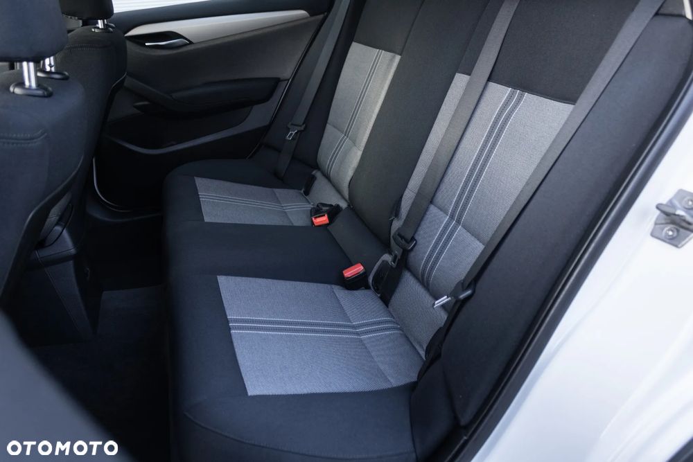 BMW X1 xDrive18d - 35