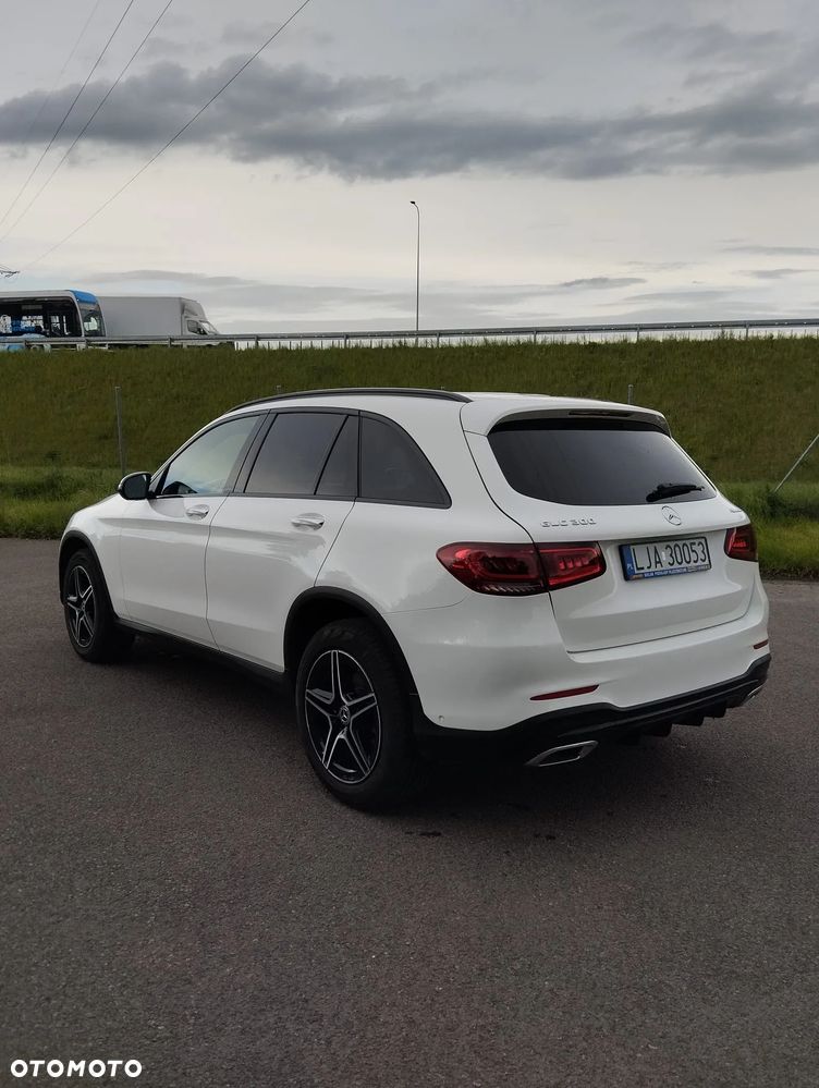 Mercedes-Benz GLC - 19