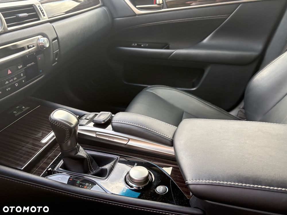 Lexus GS 200t / 300 Elegance - 12