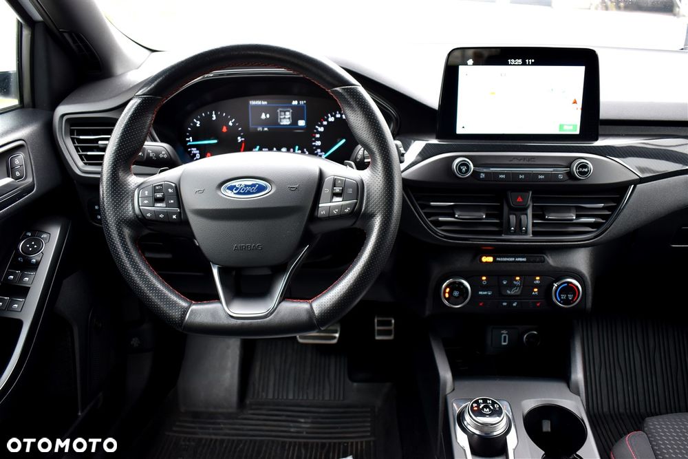 Ford Focus 2.0 EcoBlue ST-Line Business - 36