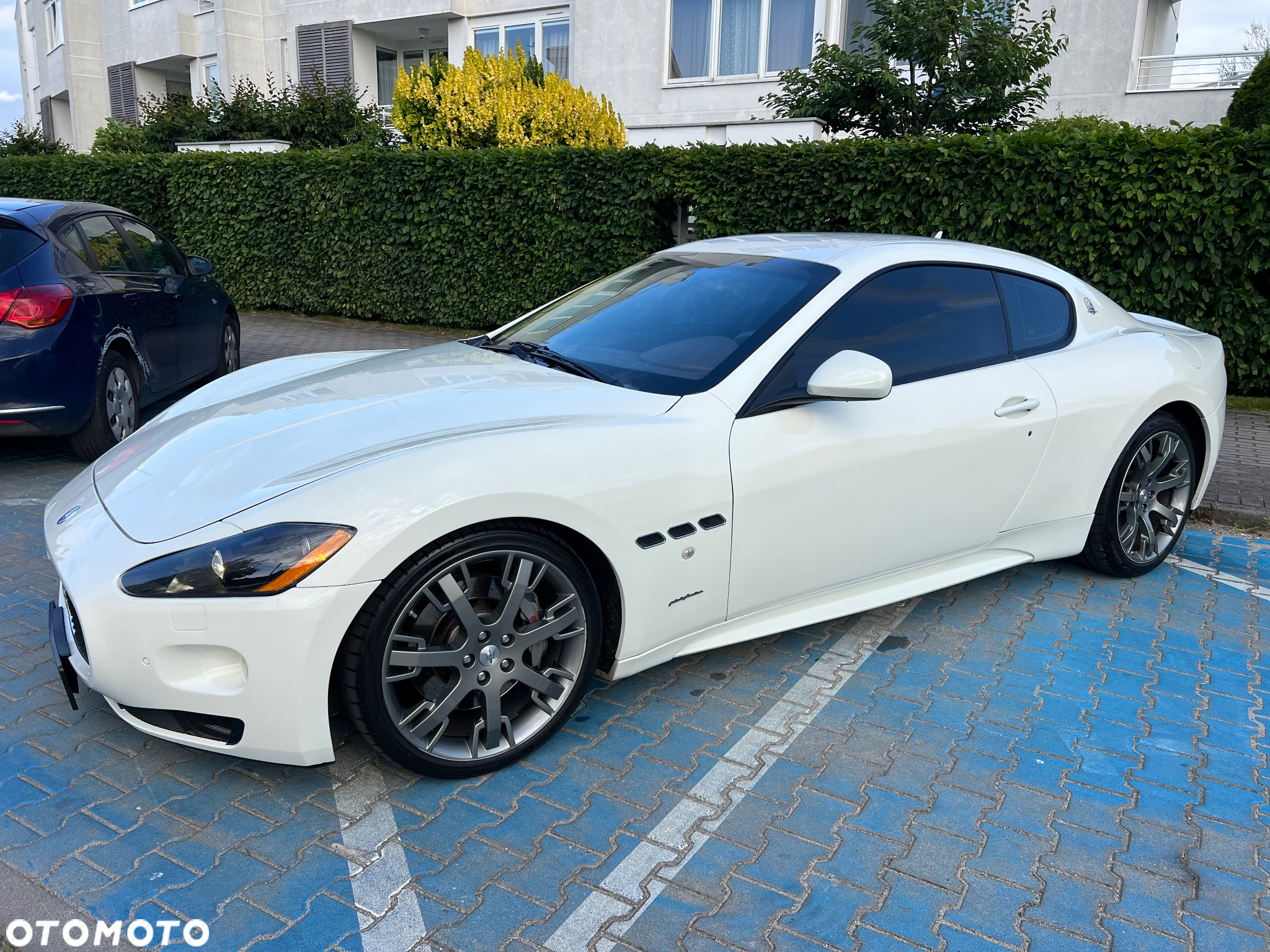 Maserati GranTurismo S Automatik - 2
