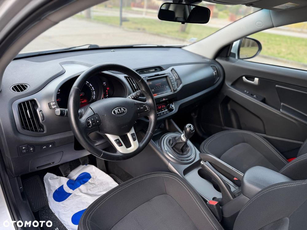 Kia Sportage 1.7 CRDI 2WD Attract - 24