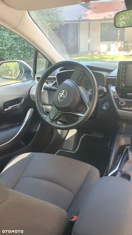 Toyota Corolla 1.8 Hybrid Comfort - 12