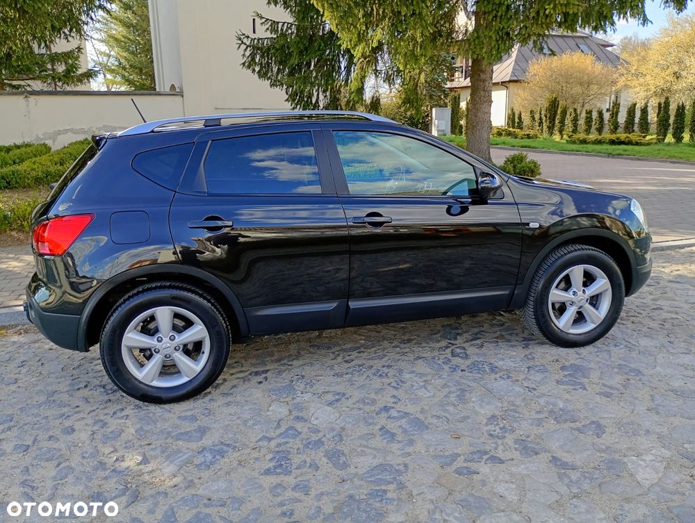 Nissan Qashqai 2.0 dCi 4 x 4 DPF tekna - 15