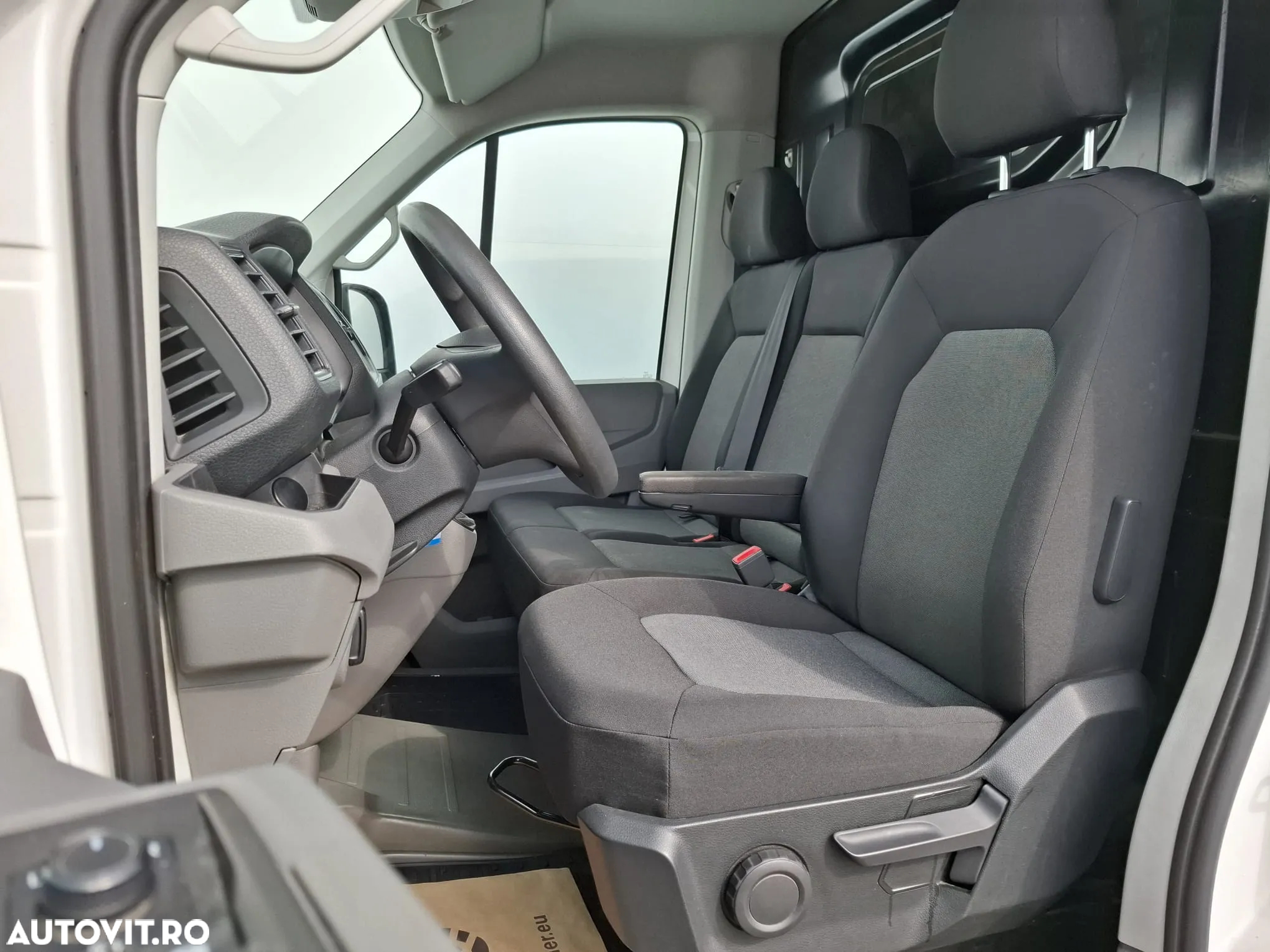 Volkswagen Crafter - 21