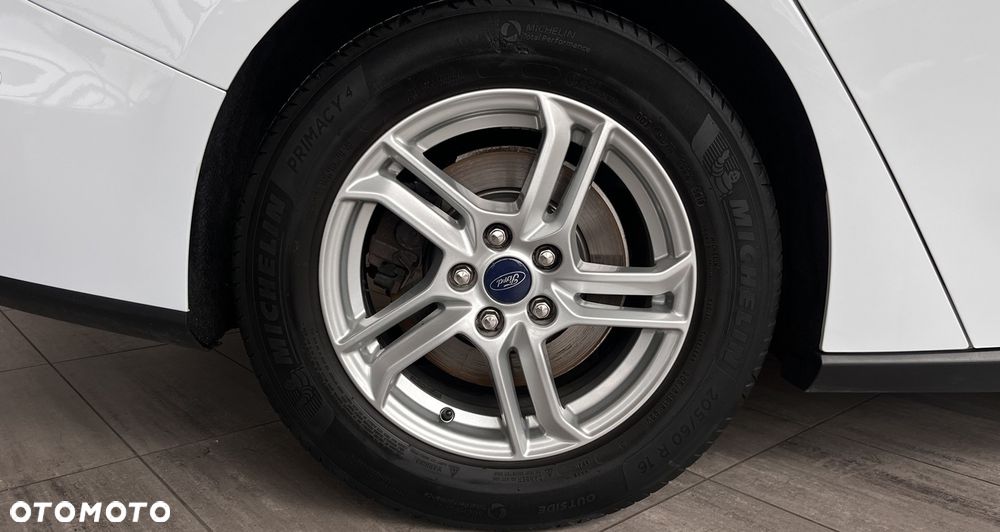 Ford Focus 1.5 EcoBoost Titanium ASS - 8