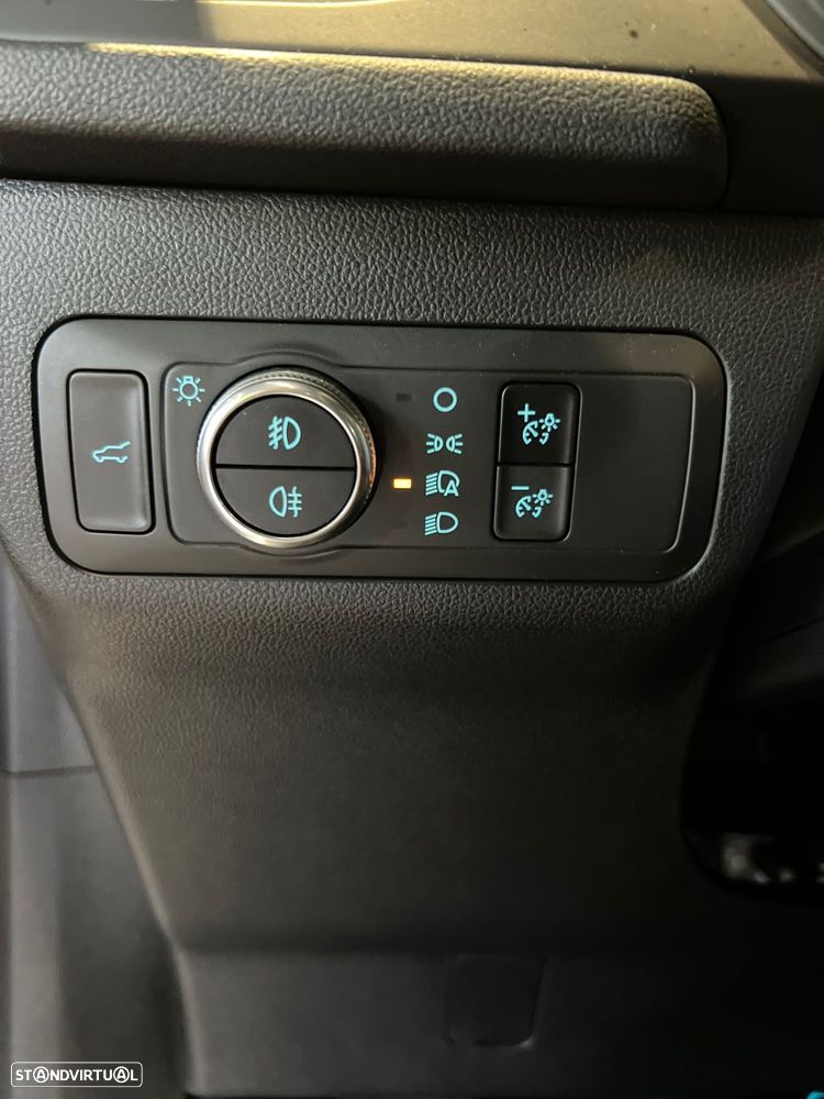 Ford Kuga 1.5 EcoBoost ST-Line - 26