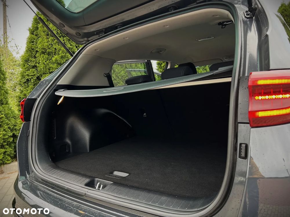 Kia Sportage 1.6 GDI 2WD Black Edition - 24