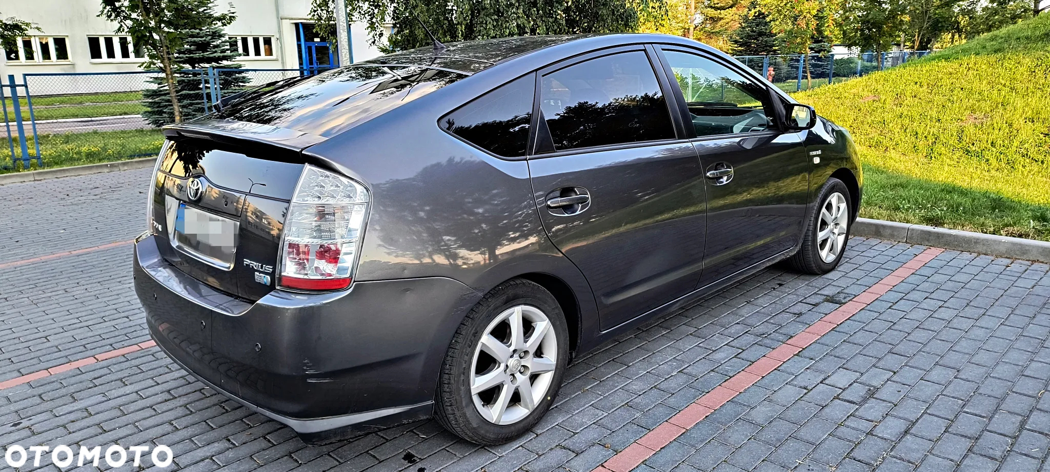 Toyota Prius 1.5 VVT-i Sol (nav) - 3