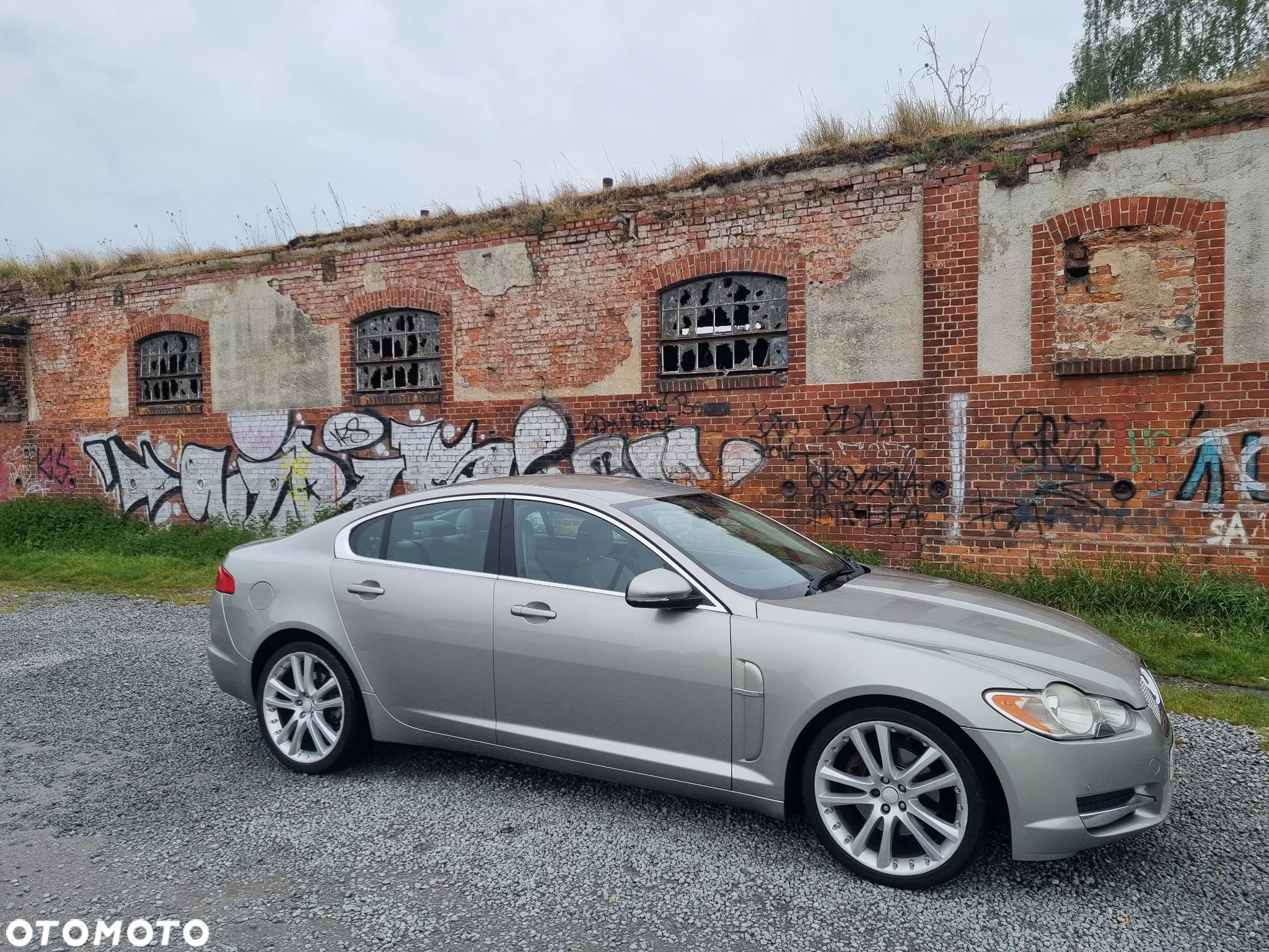 Jaguar XF 3.0 V6 Luxury - 31