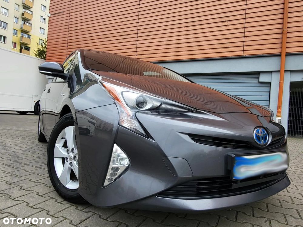 Toyota Prius 1.8 Hybrid Premium - 2