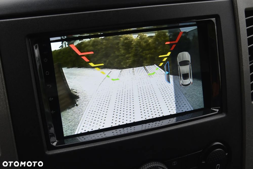 Mercedes-Benz Sprinter - 14