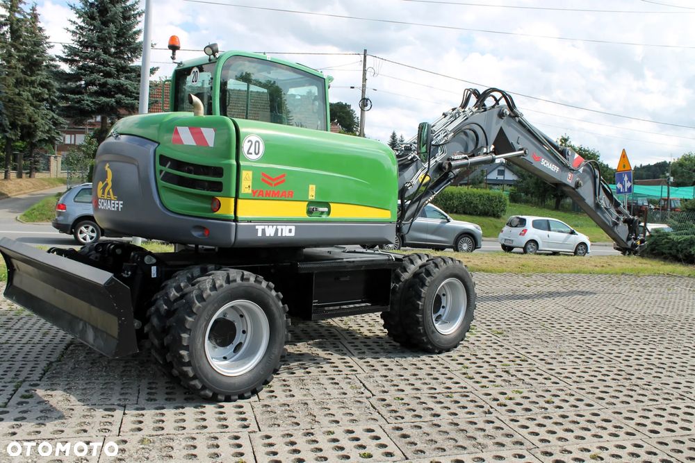 Schaeff TW110 koparka kołowa 4x4 - 29