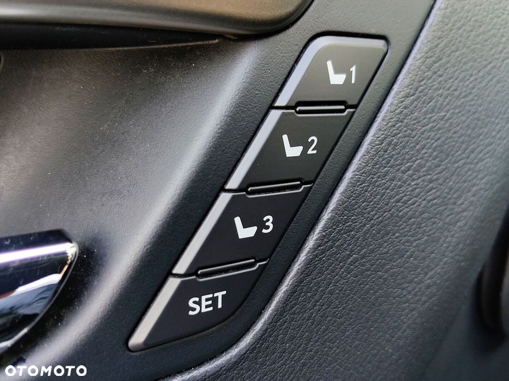 Lexus RX 450h F Sport Edition - 30