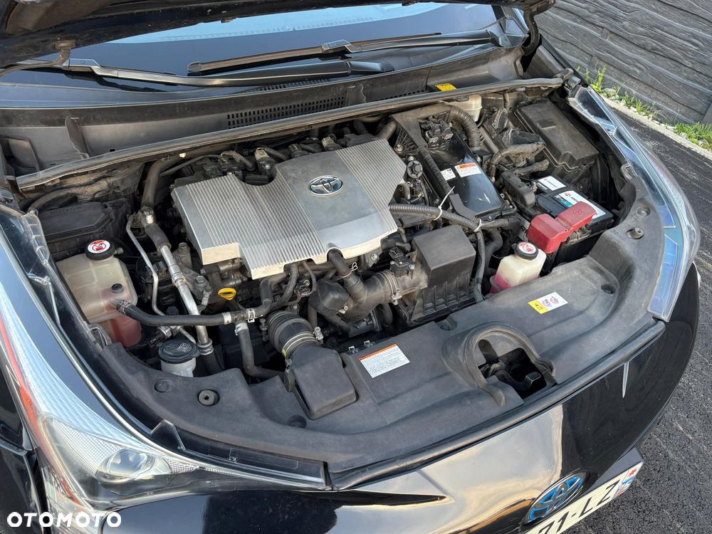 Toyota Prius Hybrid - 27
