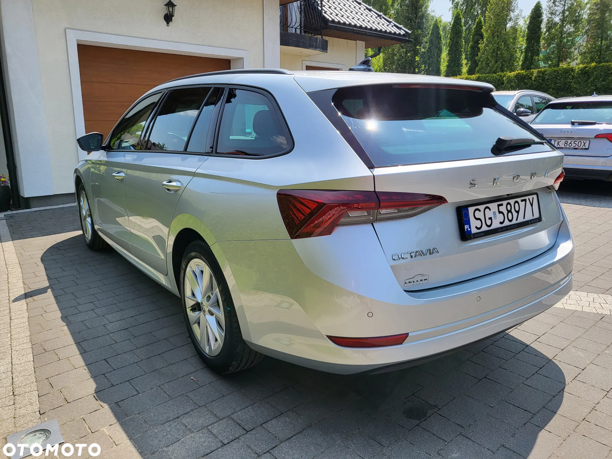 Skoda Octavia 2.0 TDI Ambition DSG - 25