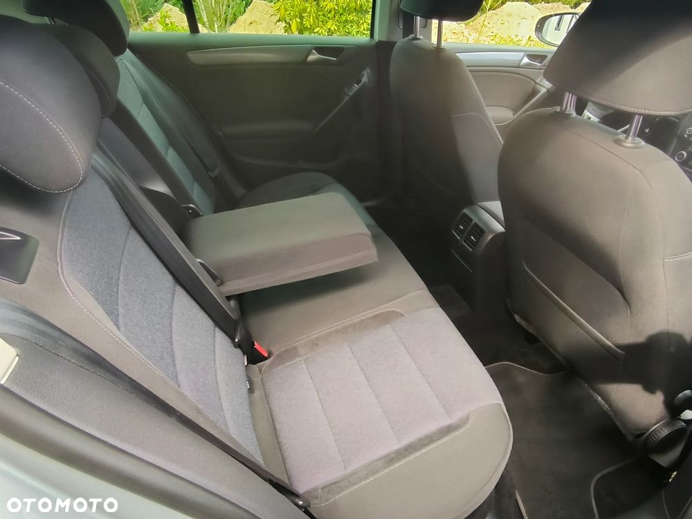 Volkswagen Golf - 14