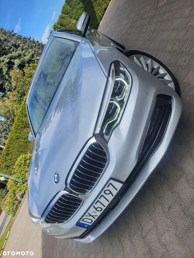 BMW Seria 5 540i xDrive Luxury Line - 31