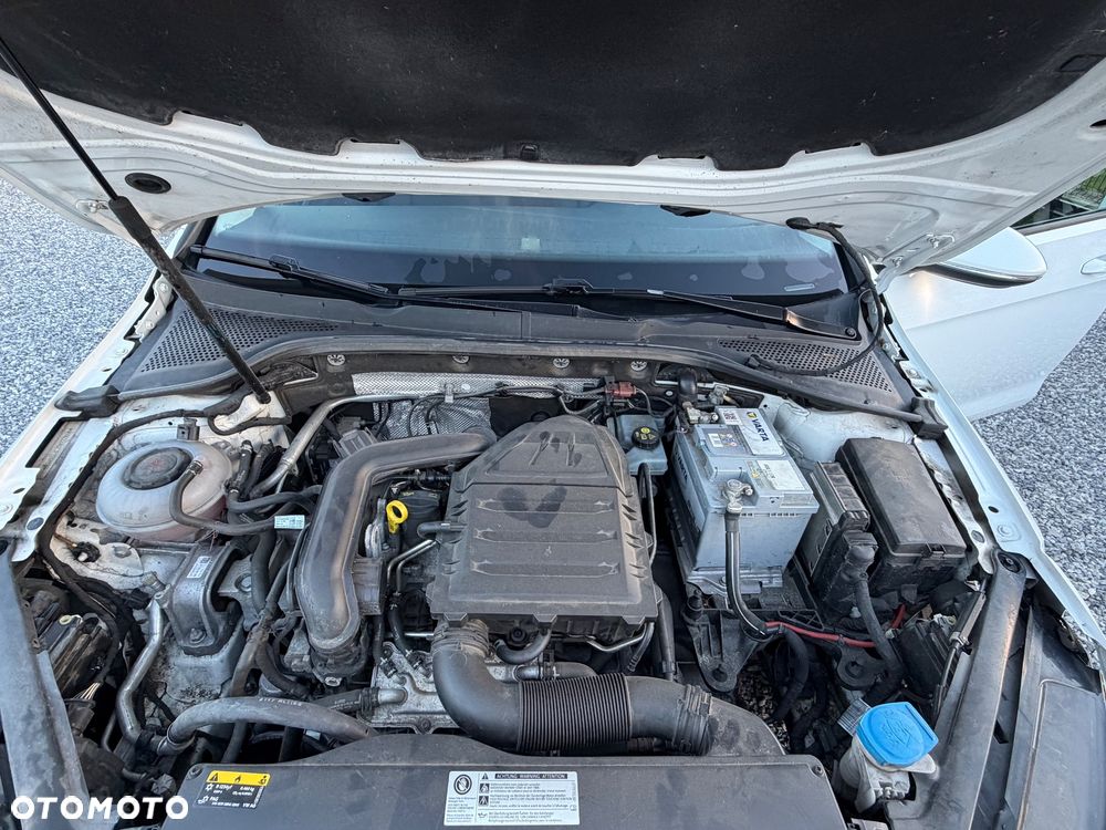 Volkswagen Golf 1.0 TSI OPF DSG Comfortline - 8