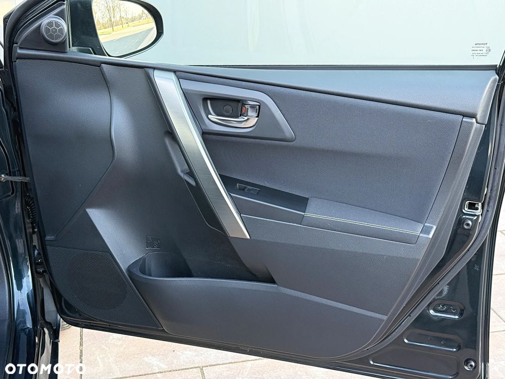 Toyota Auris 1.6 Life+ - 30