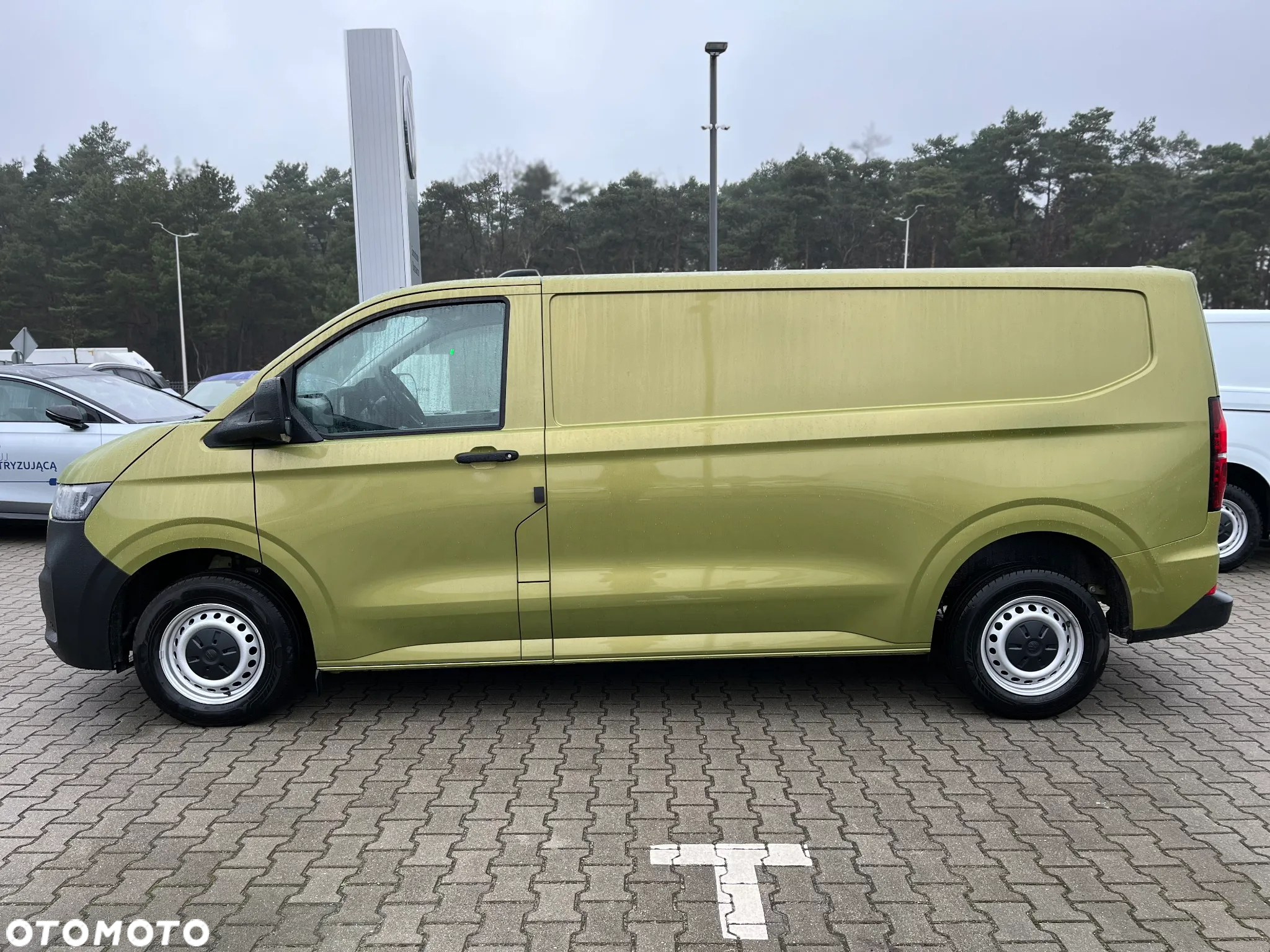 Volkswagen T7 Transporter Furgon - 8