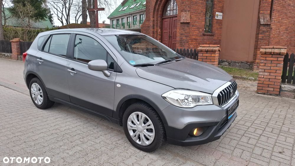 Suzuki SX4 S-Cross 1.0 T Comfort - 4