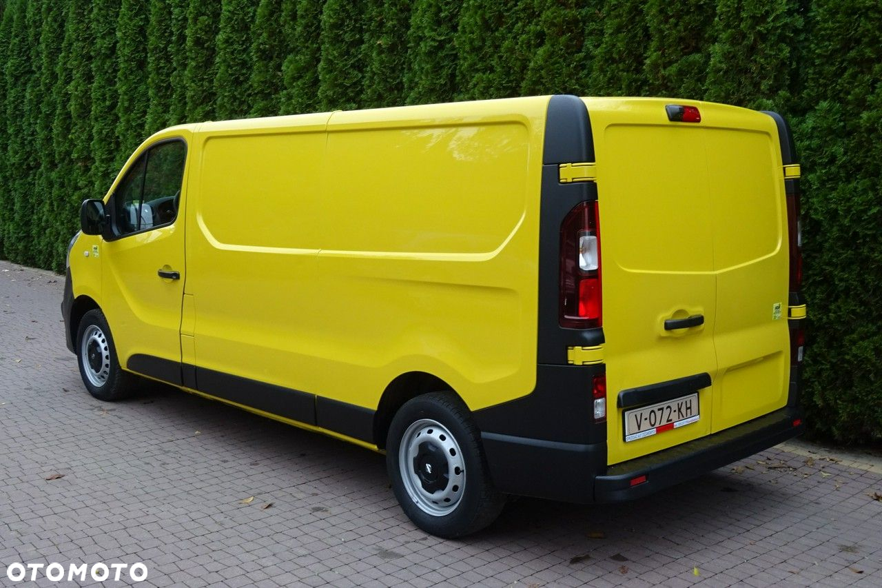Opel Vivaro - 22