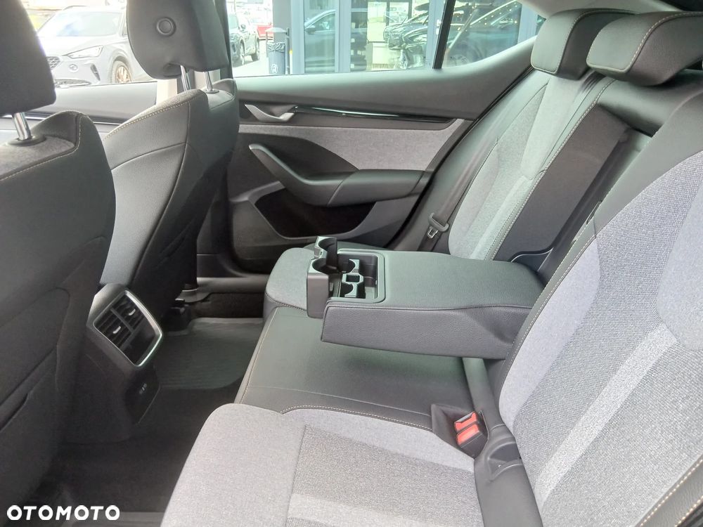 Skoda Octavia 1.5 TSI mHEV Edition 130 Selection DSG - 15