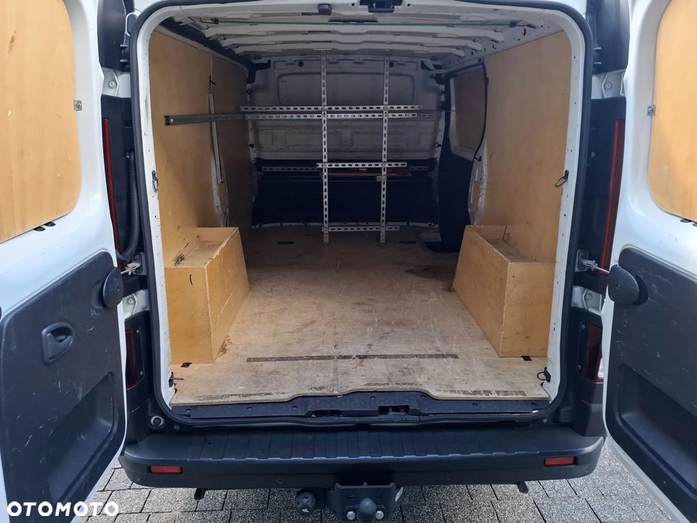 Renault Trafic - 17