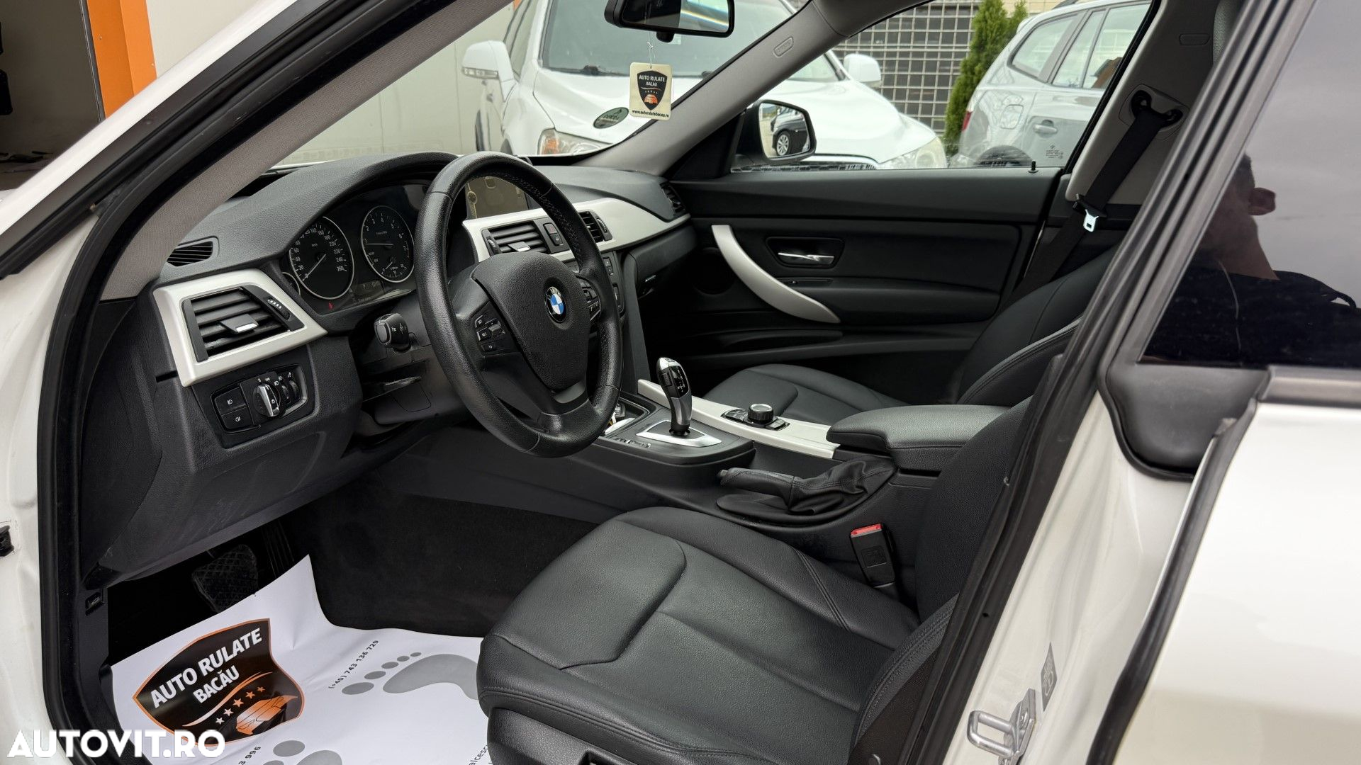 BMW Seria 3 - 12